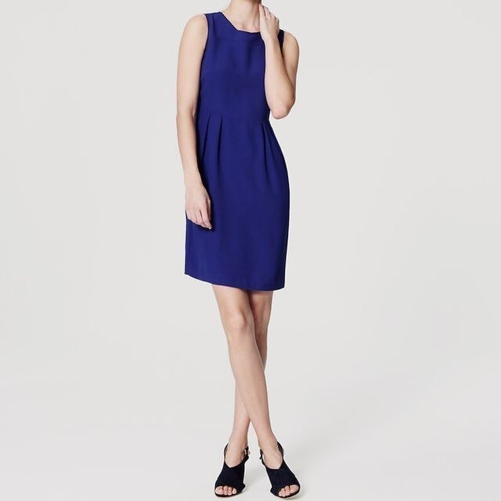 𝅺ann Taylor Loft Petite pleated dress